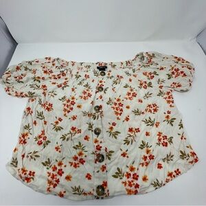 Rue21 women’s cropped blouse size medium